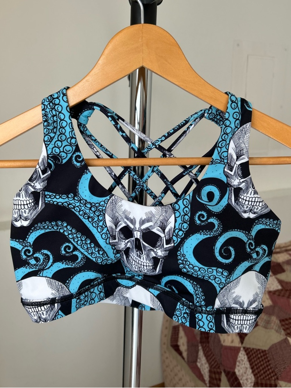 Constantly Varied Gear CVG Sports Bra Kraken Skull Medium